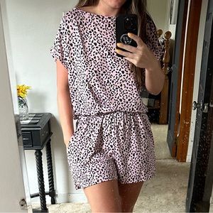 Ninexis size medium leopard romper with functional pockets - worn once!